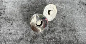 18mm Magnetic snap closure