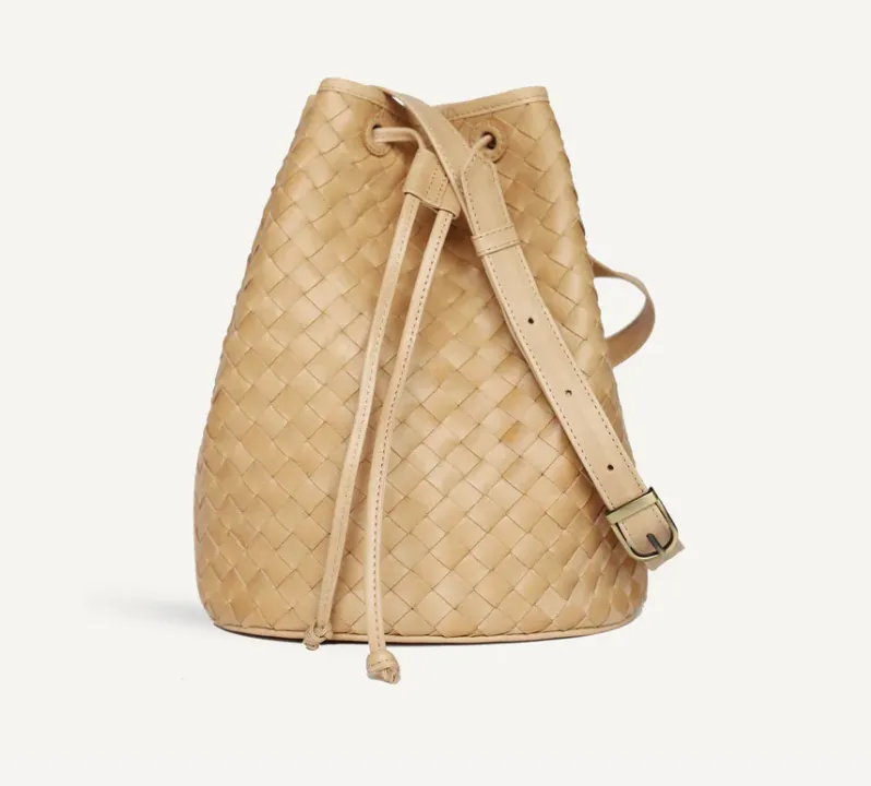 Adèle Bucket in Caramel
