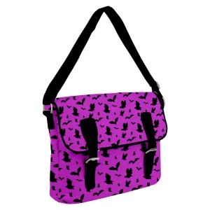 Batty Buckle Messenger Bag / Pink
