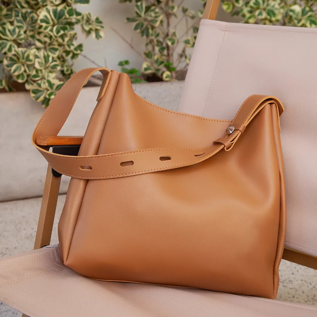 Bea Hobo Bag
