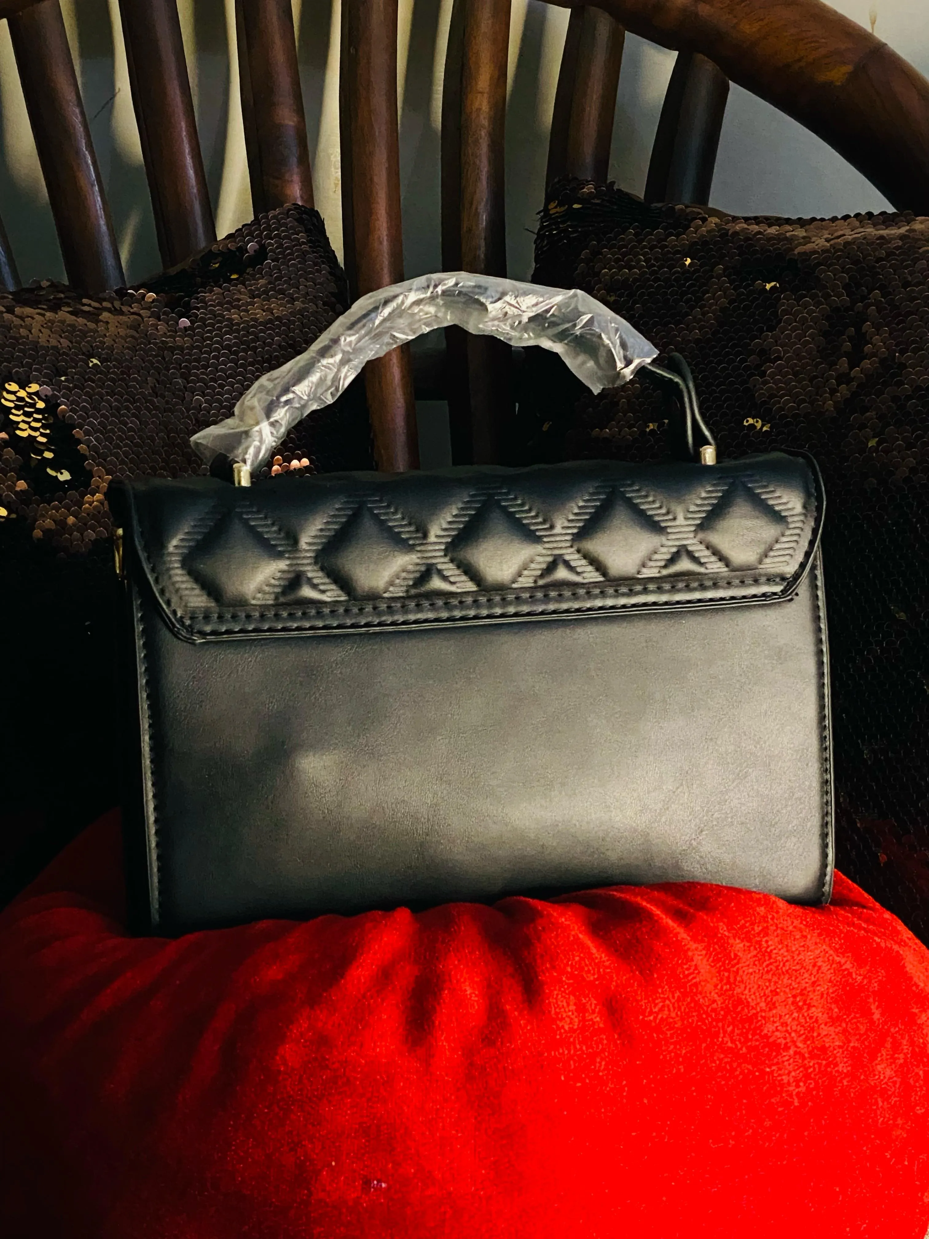 Black Quilted Designer Handbag for Women – Elegant & Affordable Luxury | Lace & Luxe
