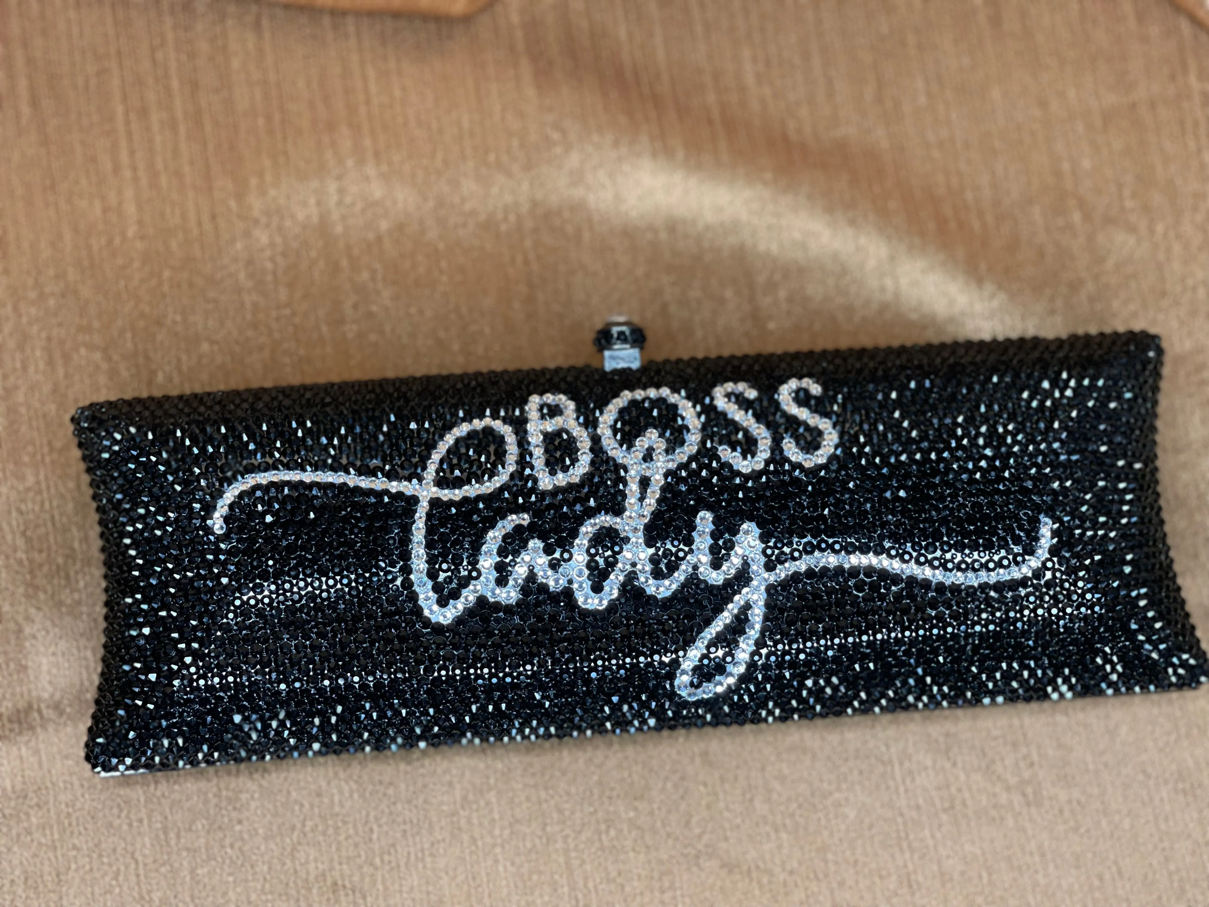 “BOSS LADY” CLUTCH BLACK/SILVER