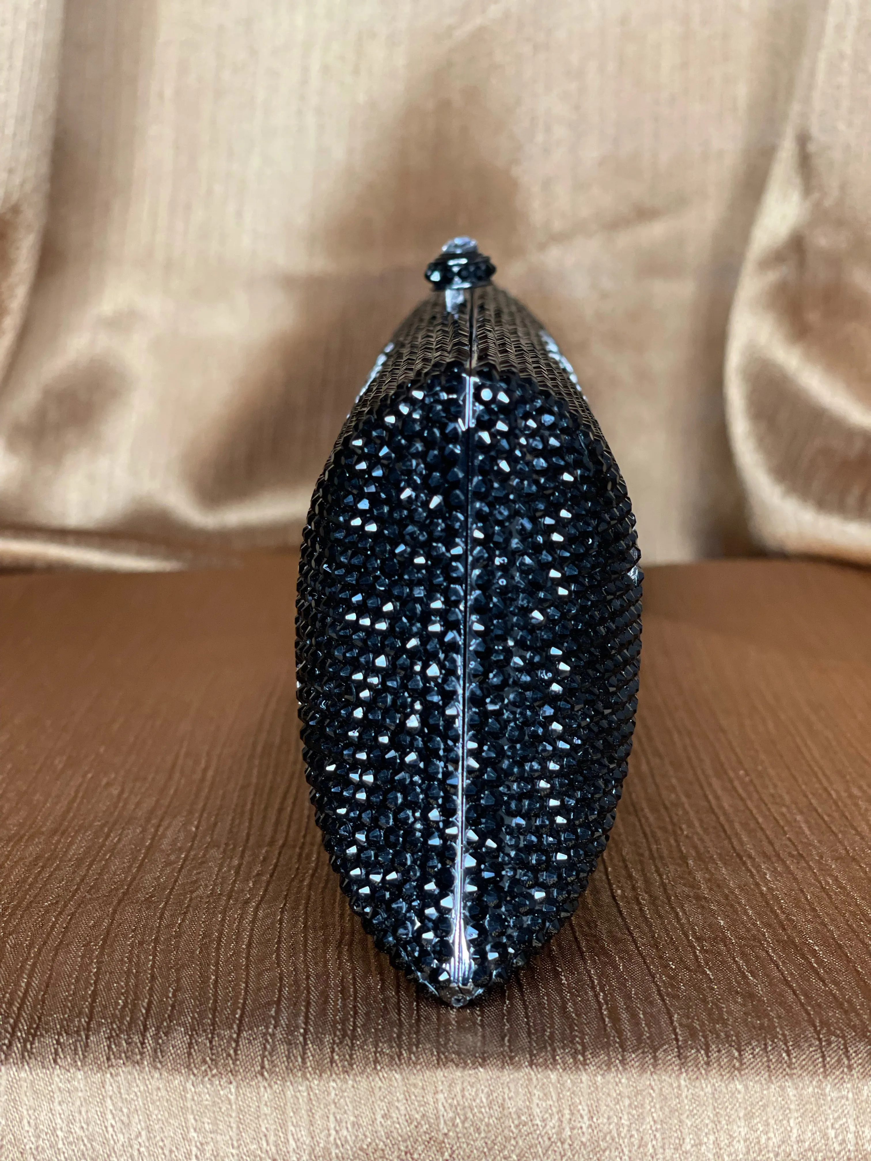 “BOSS LADY” CLUTCH BLACK/SILVER
