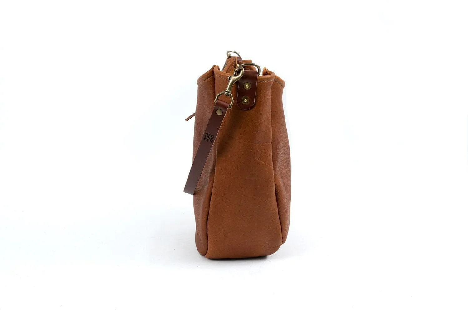 CELESTE LEATHER HOBO BAG - MEDIUM - PEANUT BISON