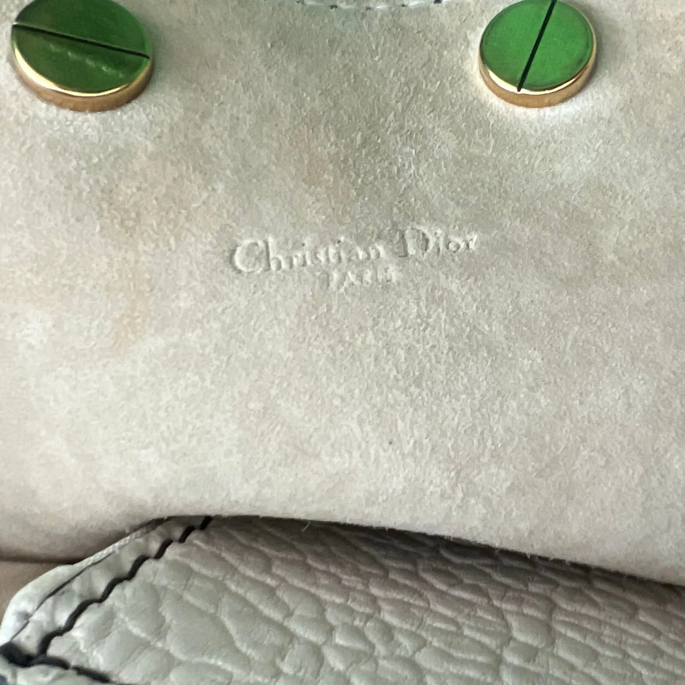 Christian Dior Bucket Bag Cream Grained Leather Small Shoulder Bag