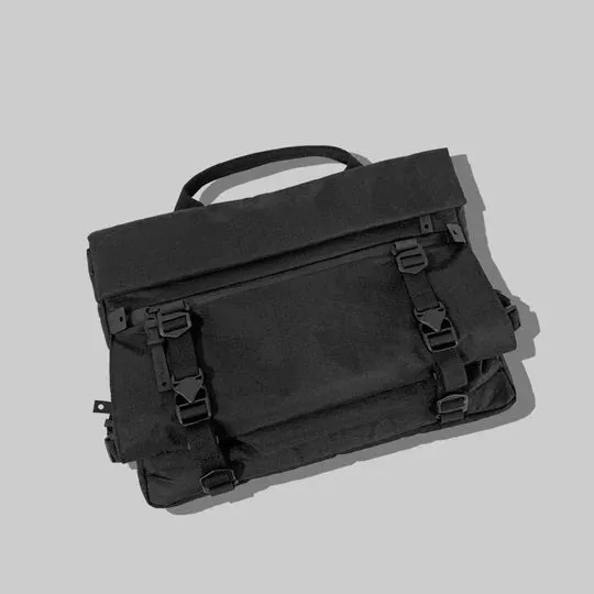 Code of Bell Apex Liner Max Pitch Black