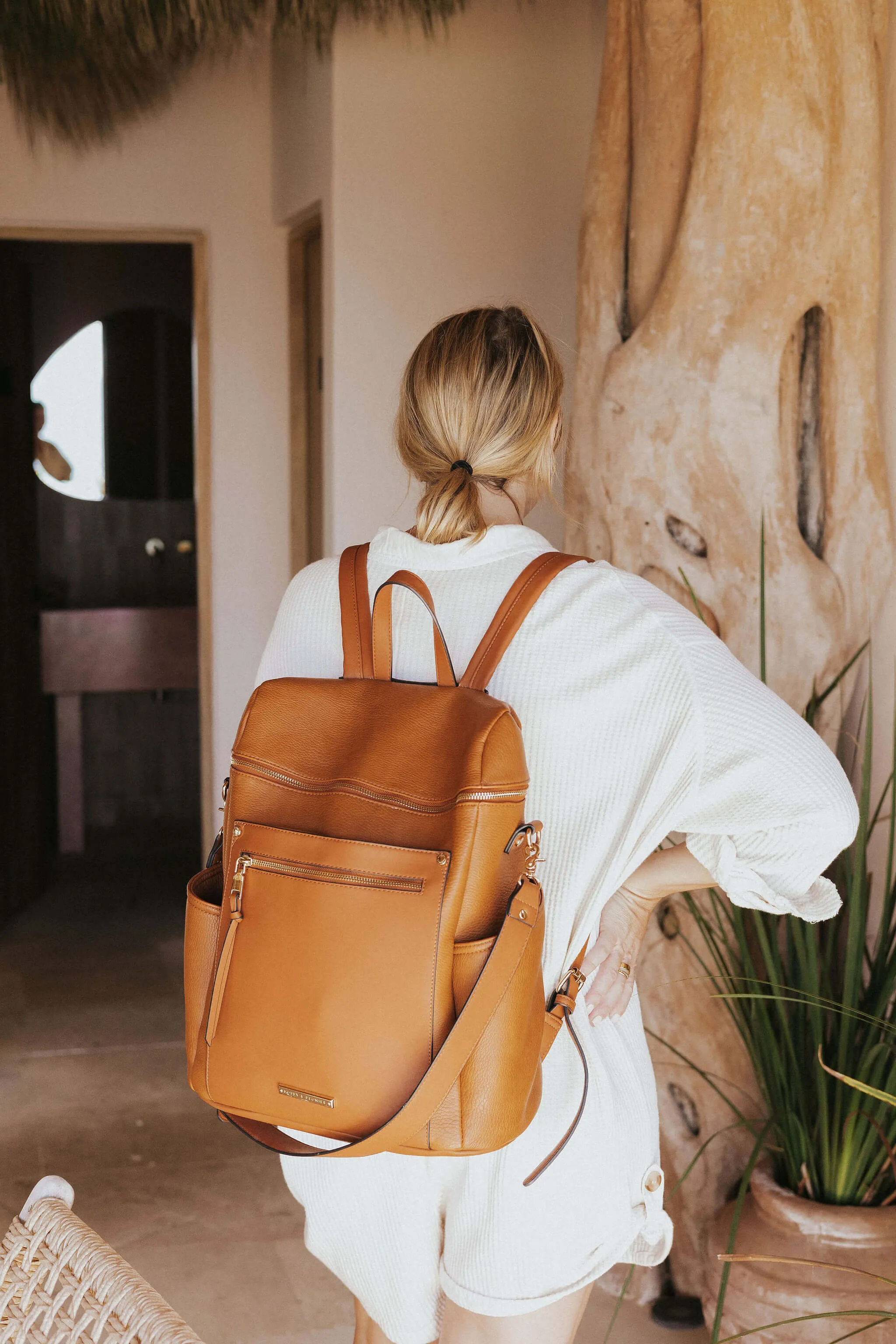 Commuter Backpack Cognac