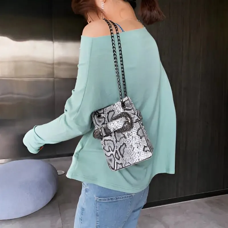 Crossbody Snake Bag with Trendy Korean Design & Snake Pattern Chain