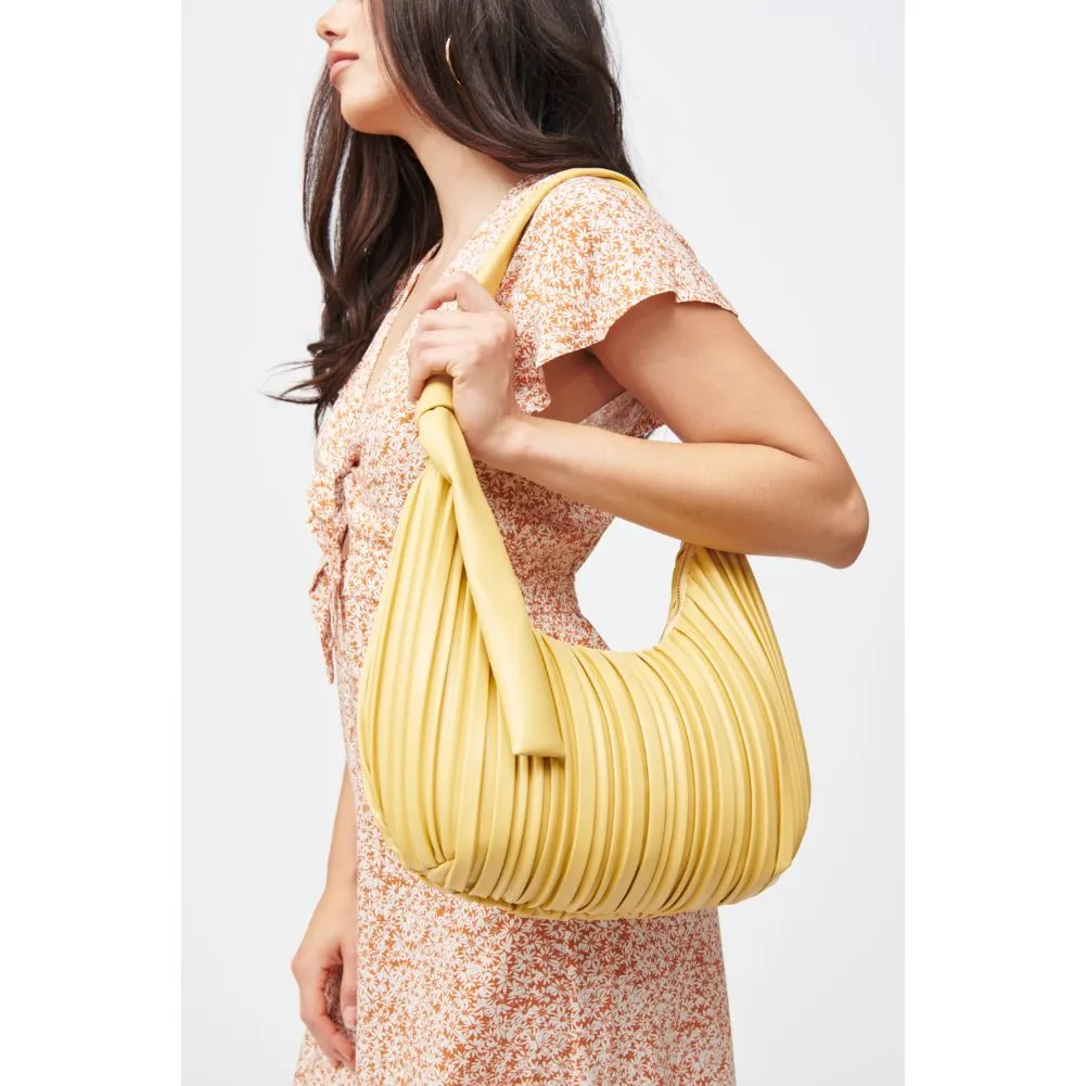 Demi Hobo