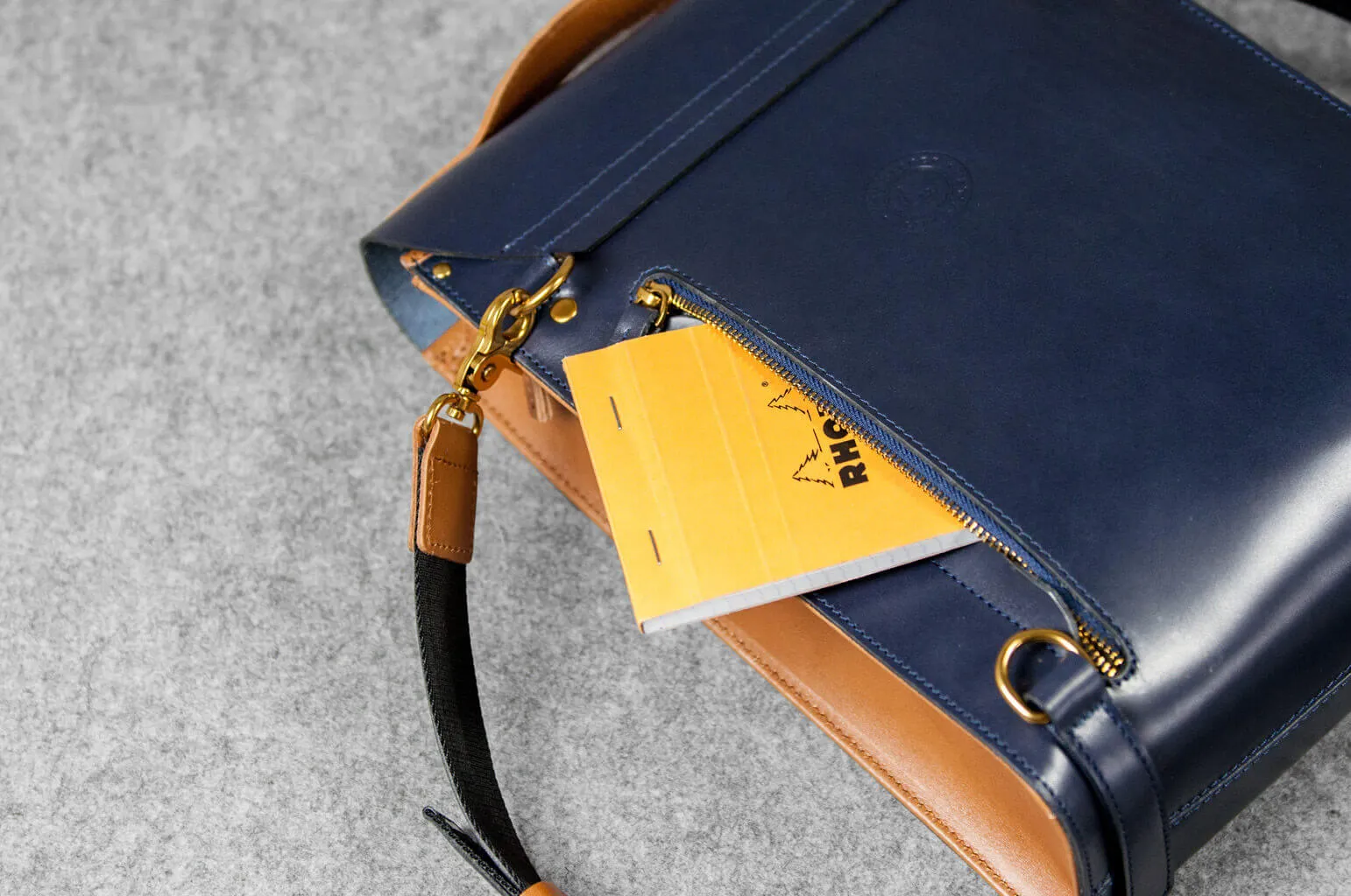 DESIGNER BACKPACK MINI