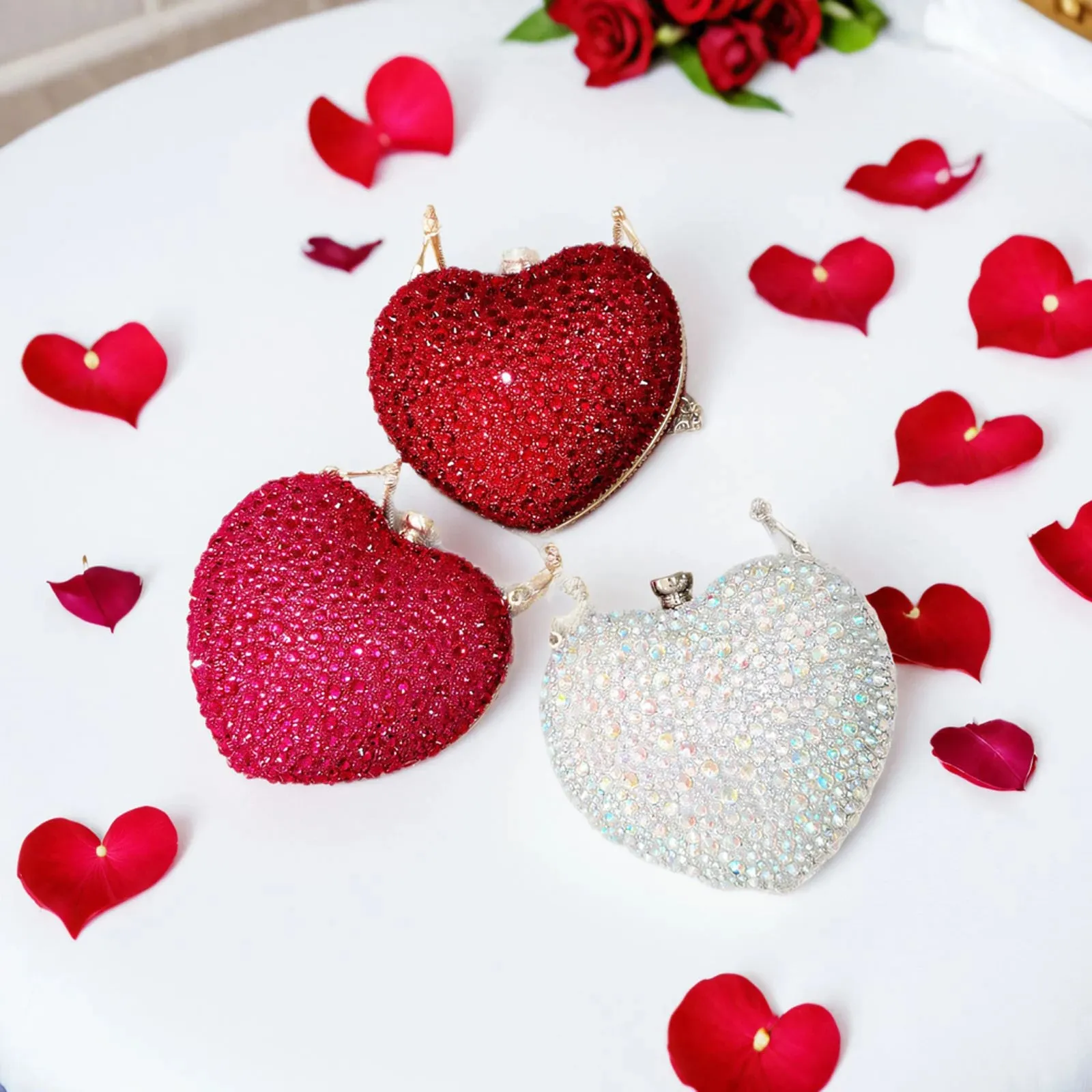 Designer Luxury Diamond Heart-shaped Bag Red Rhinestone Evening Clutch Purse Female Wedding Handbag Woman Chain Shoulder Bags