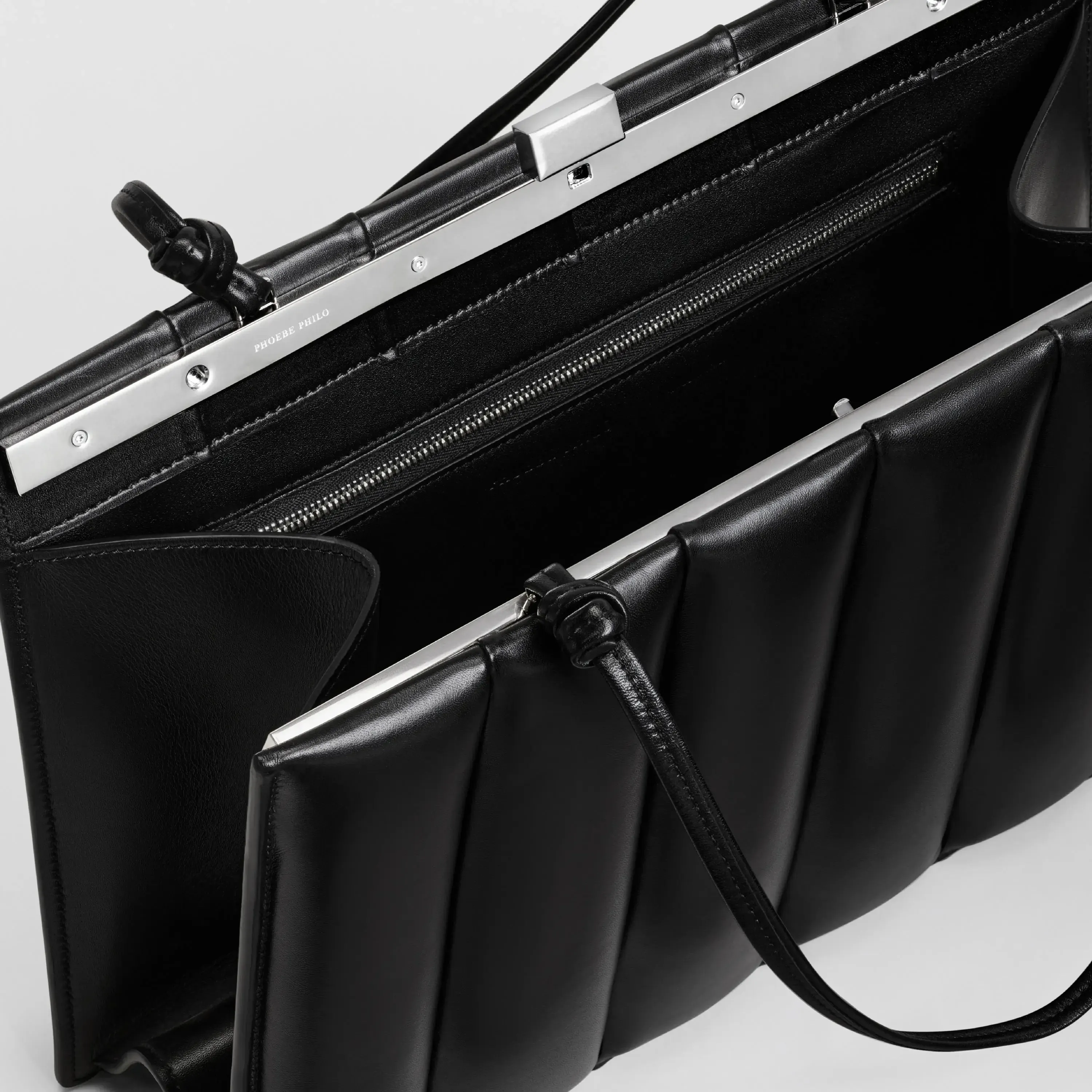 DRIVE BAG | black leather with silver