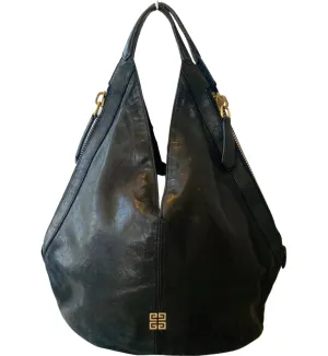 GIVENCHY Tinhan Leather Hobo Medium Black