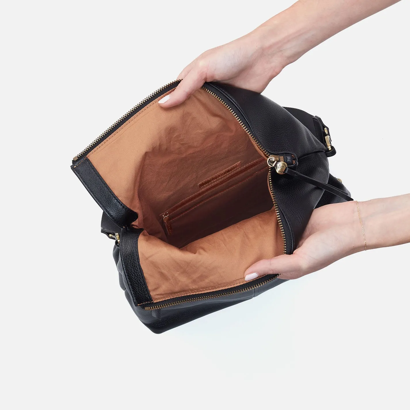Grant Backpack In Pebbled Leather - Black