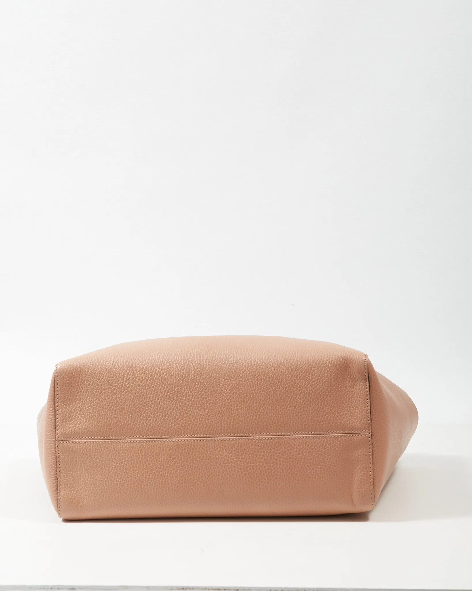 Gucci Beige Leather Swing Tote Bag