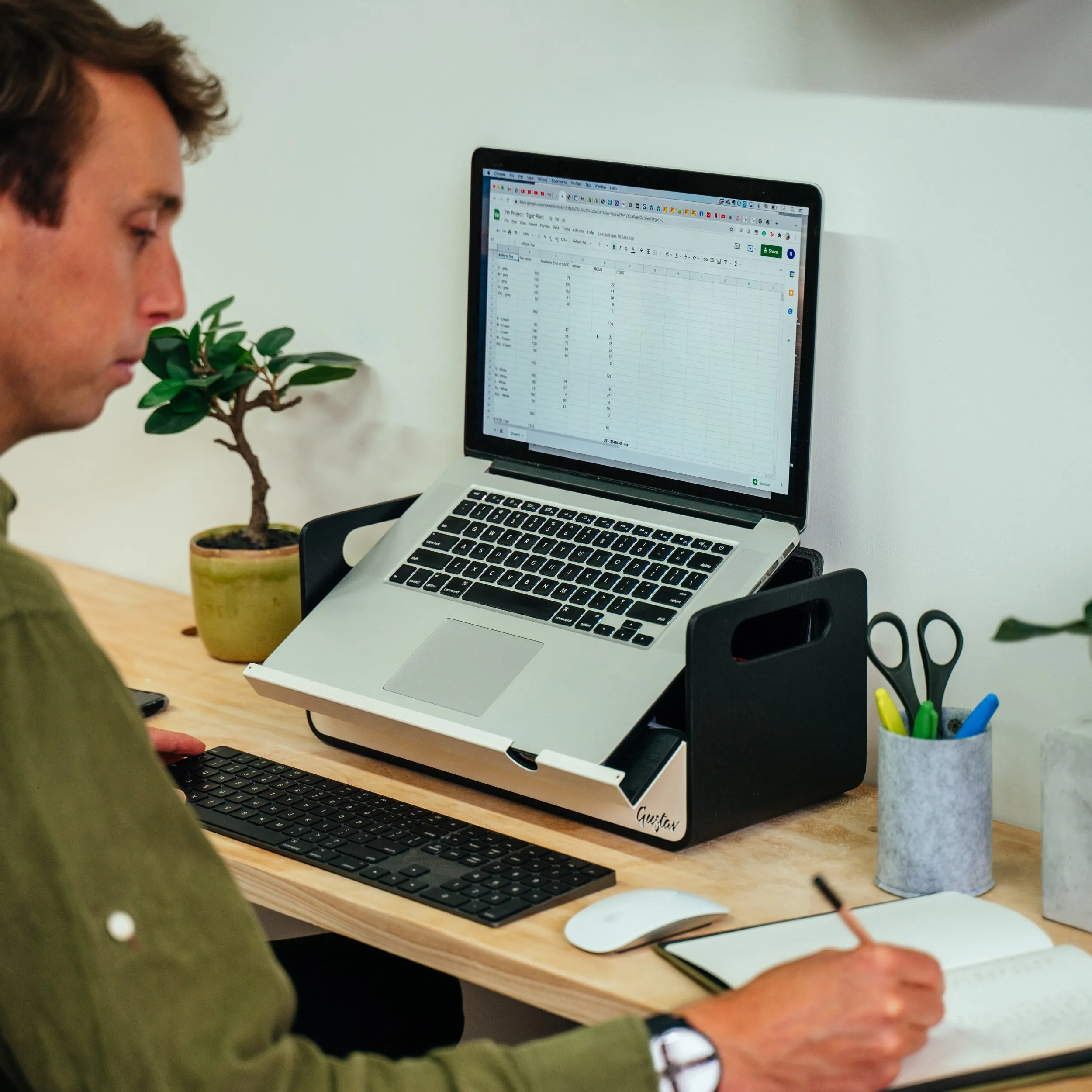 Gustav Original Black - Desk Organizer and Laptop Stand