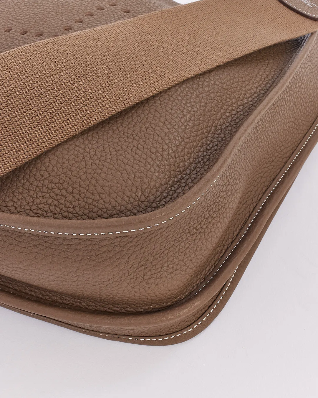 Hermès Etoupe Clémence Leather Evelyne III PM Bag