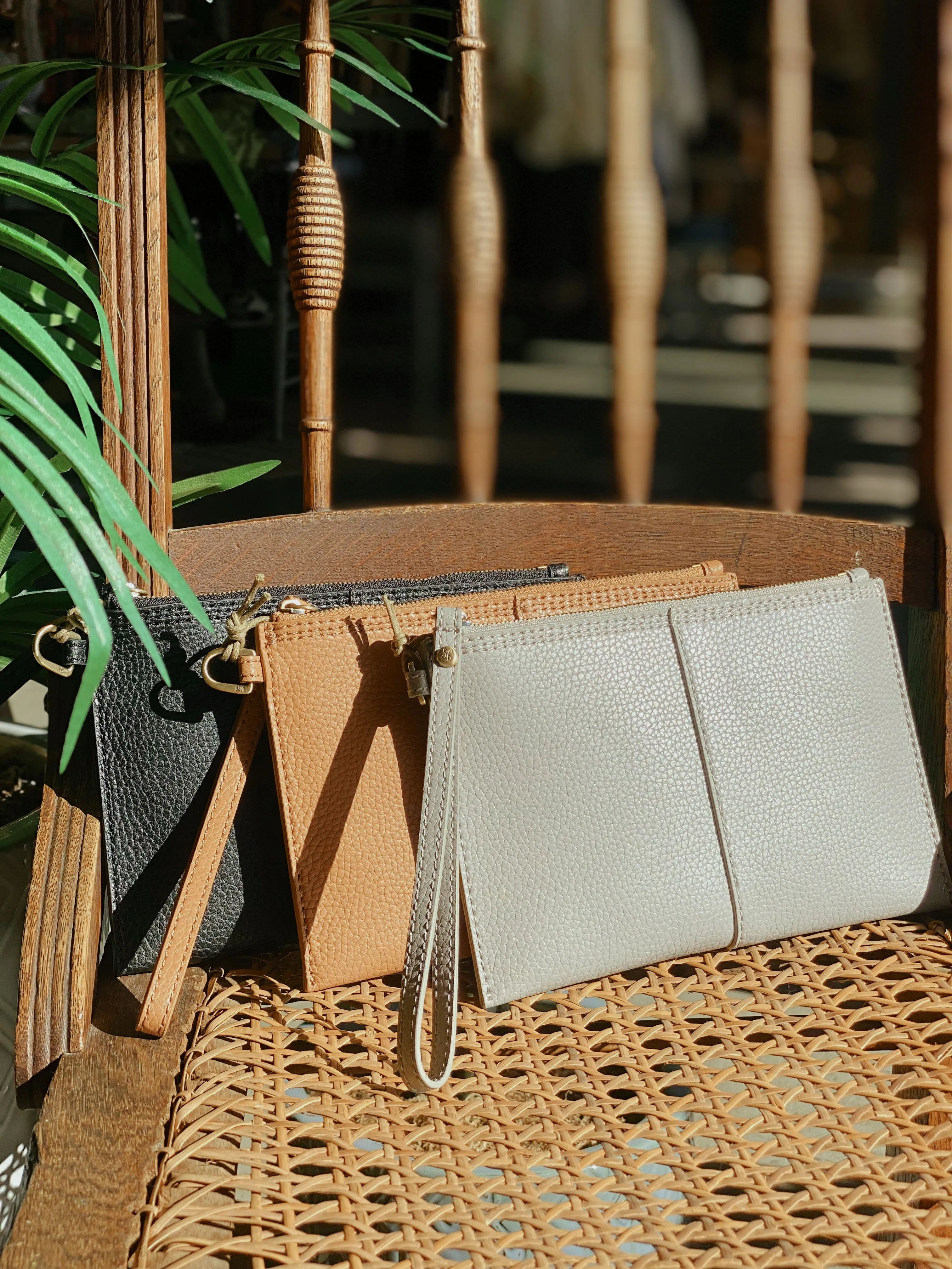 HOBO VIDA SMALL POUCH
