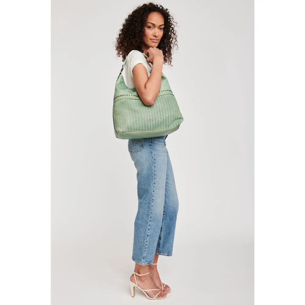 Kira Hobo