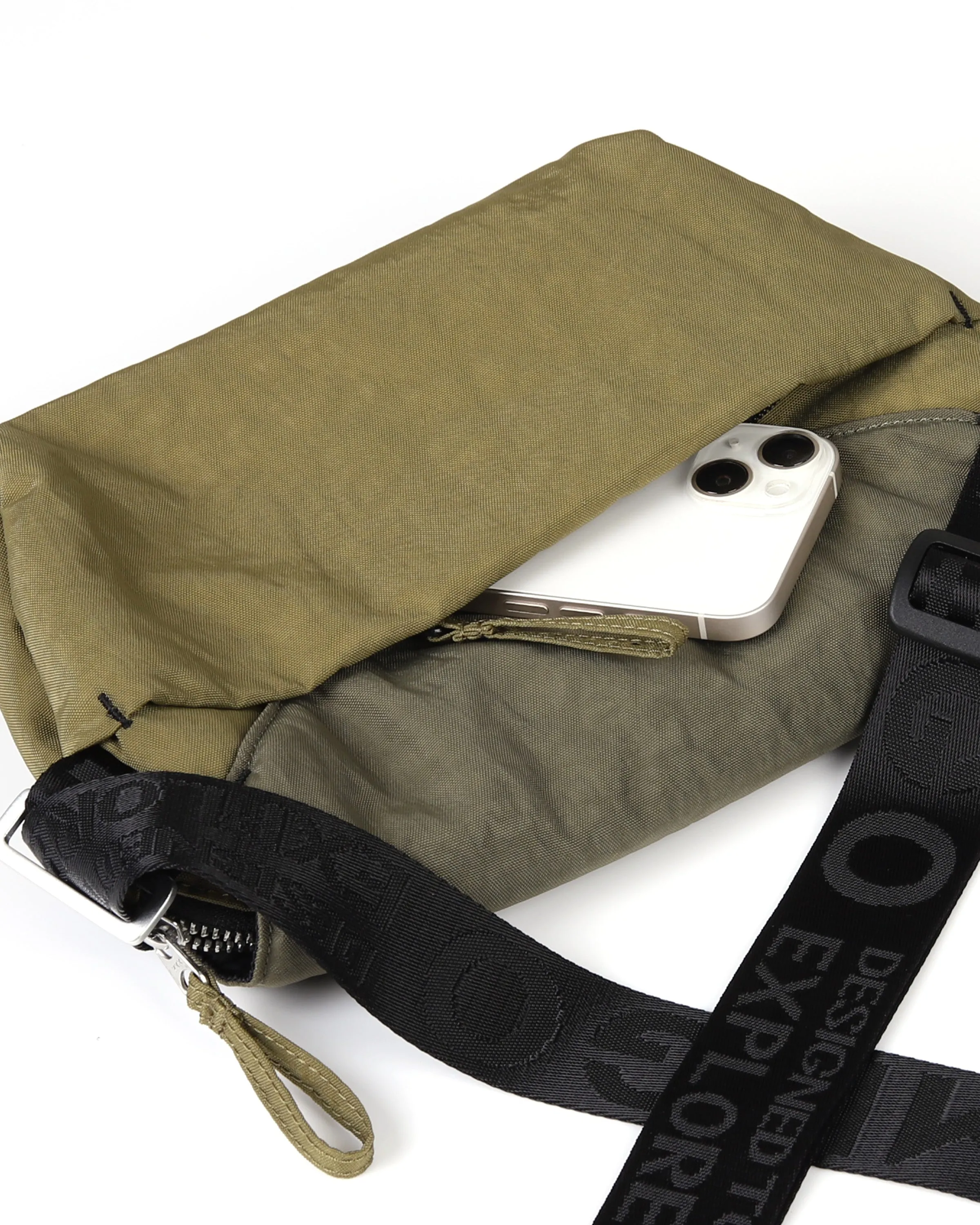 LAX ZIP FLAP FANNY
