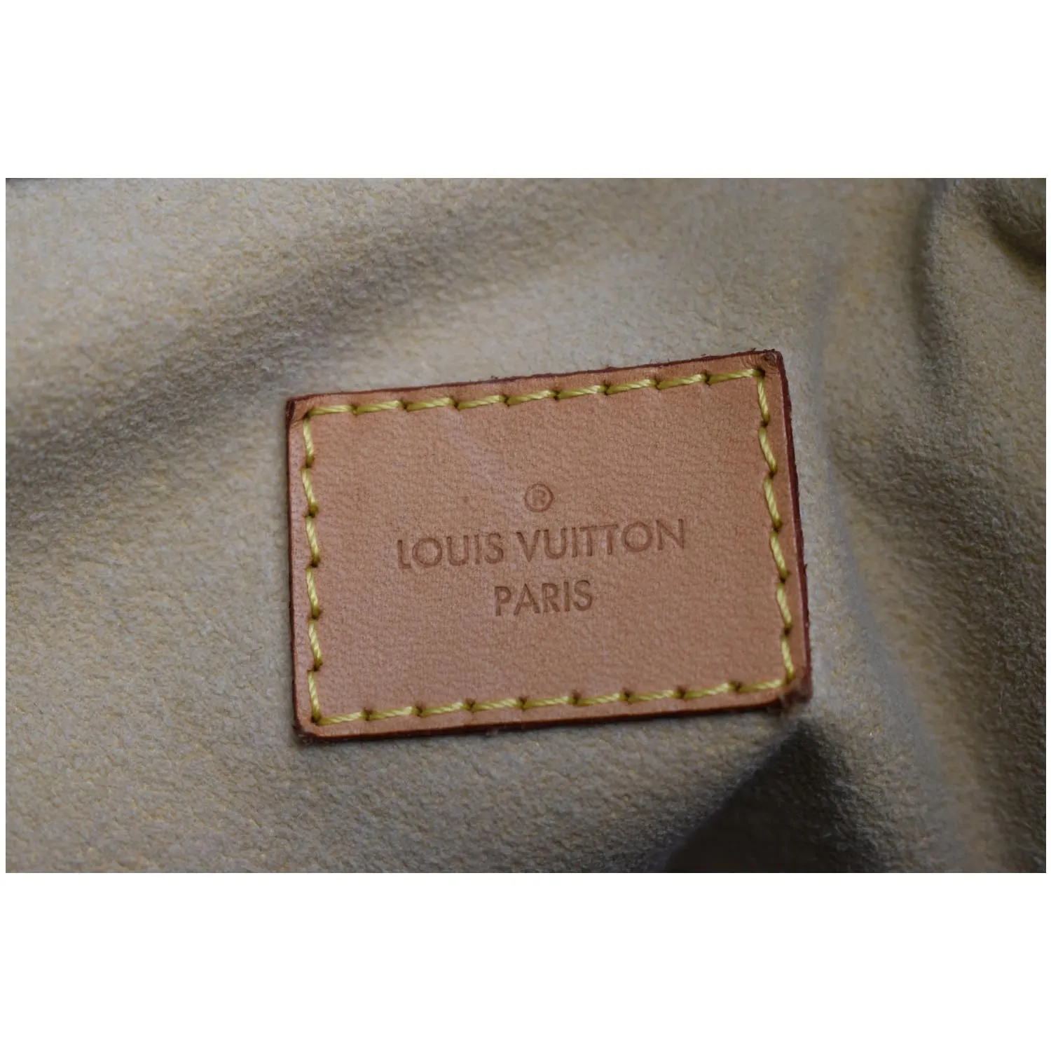 LOUIS VUITTON Artsy MM Monogram Canvas Hobo Bag Brown