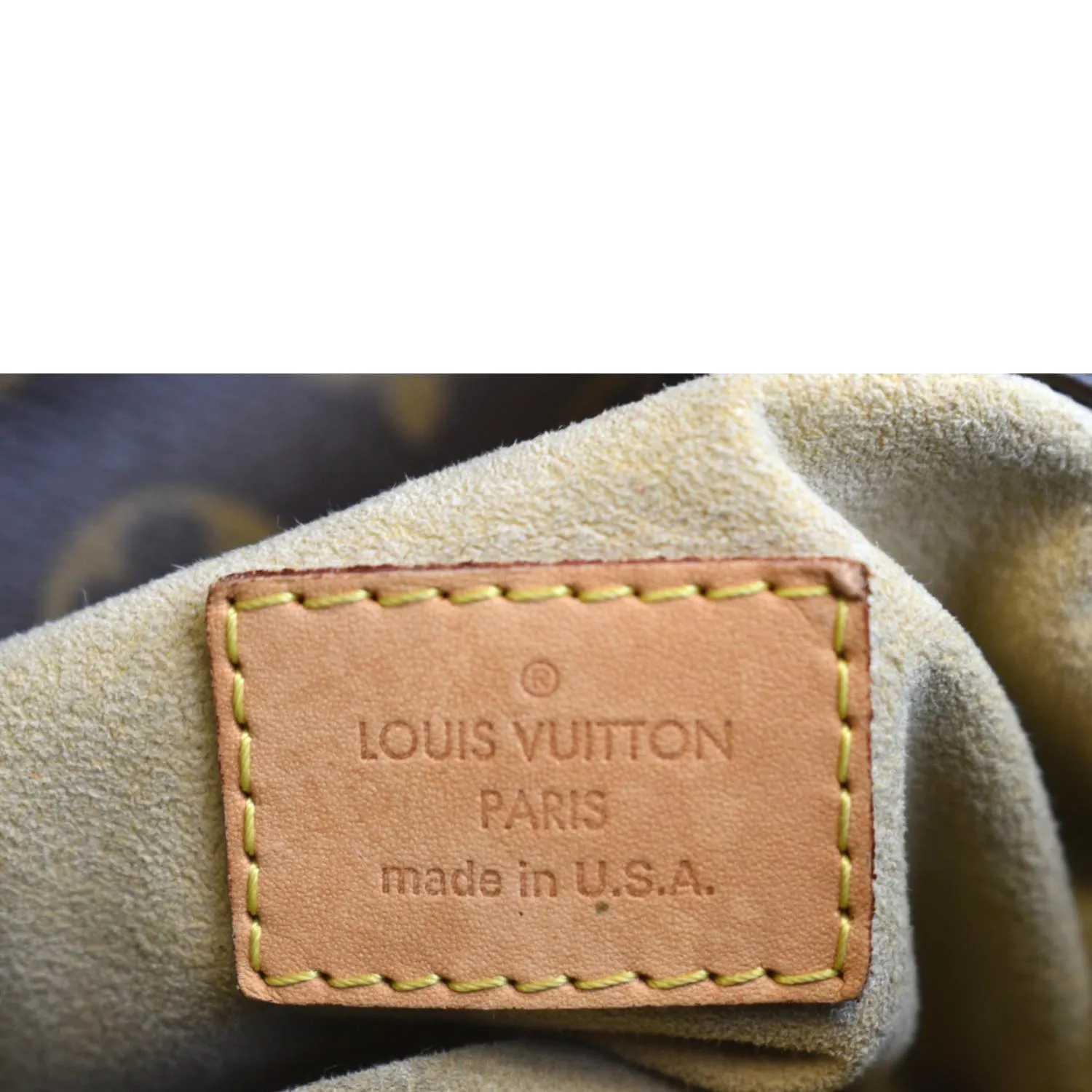 LOUIS VUITTON  Artsy MM Monogram Canvas Hobo Bag Brown