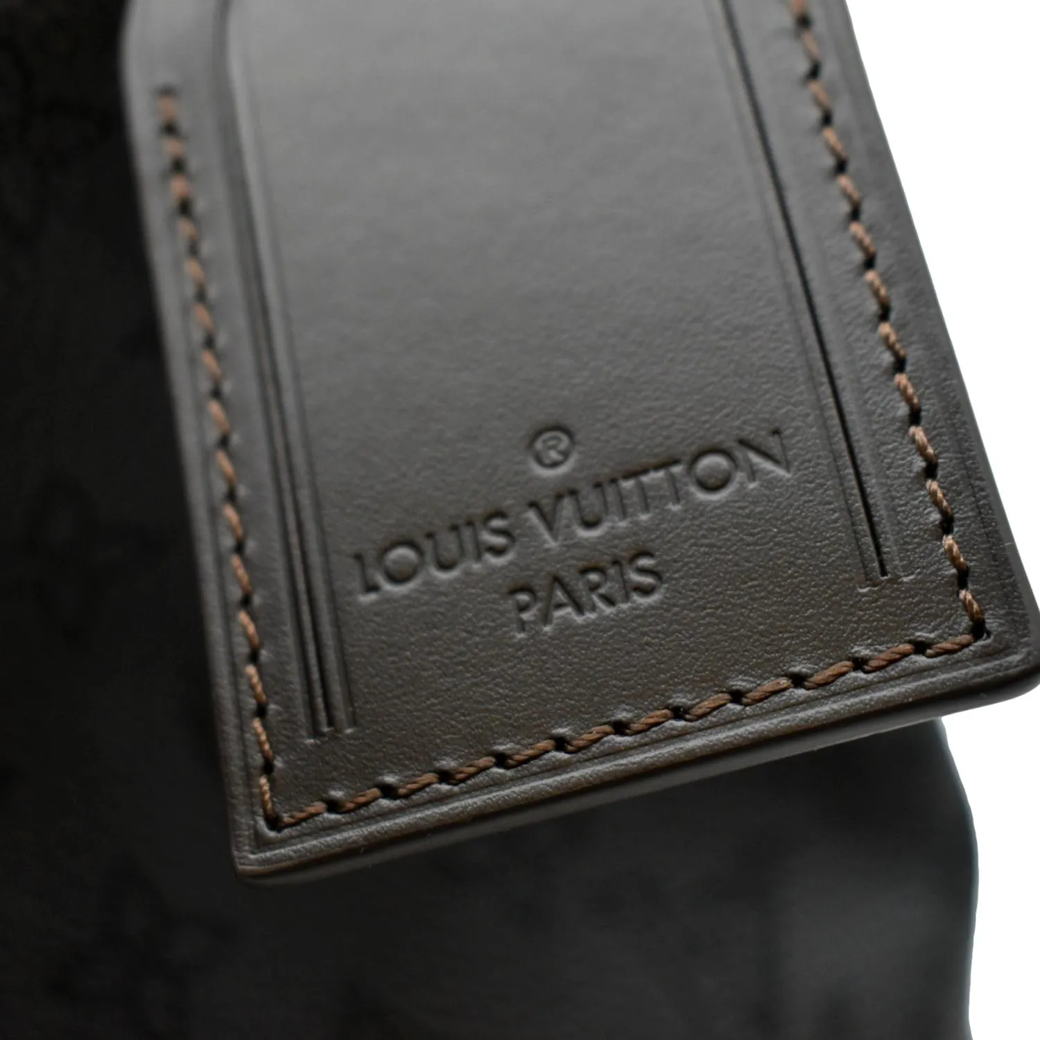 LOUIS VUITTON Beaubourg Mahina MM Leather Hobo Shoulder Bag Black