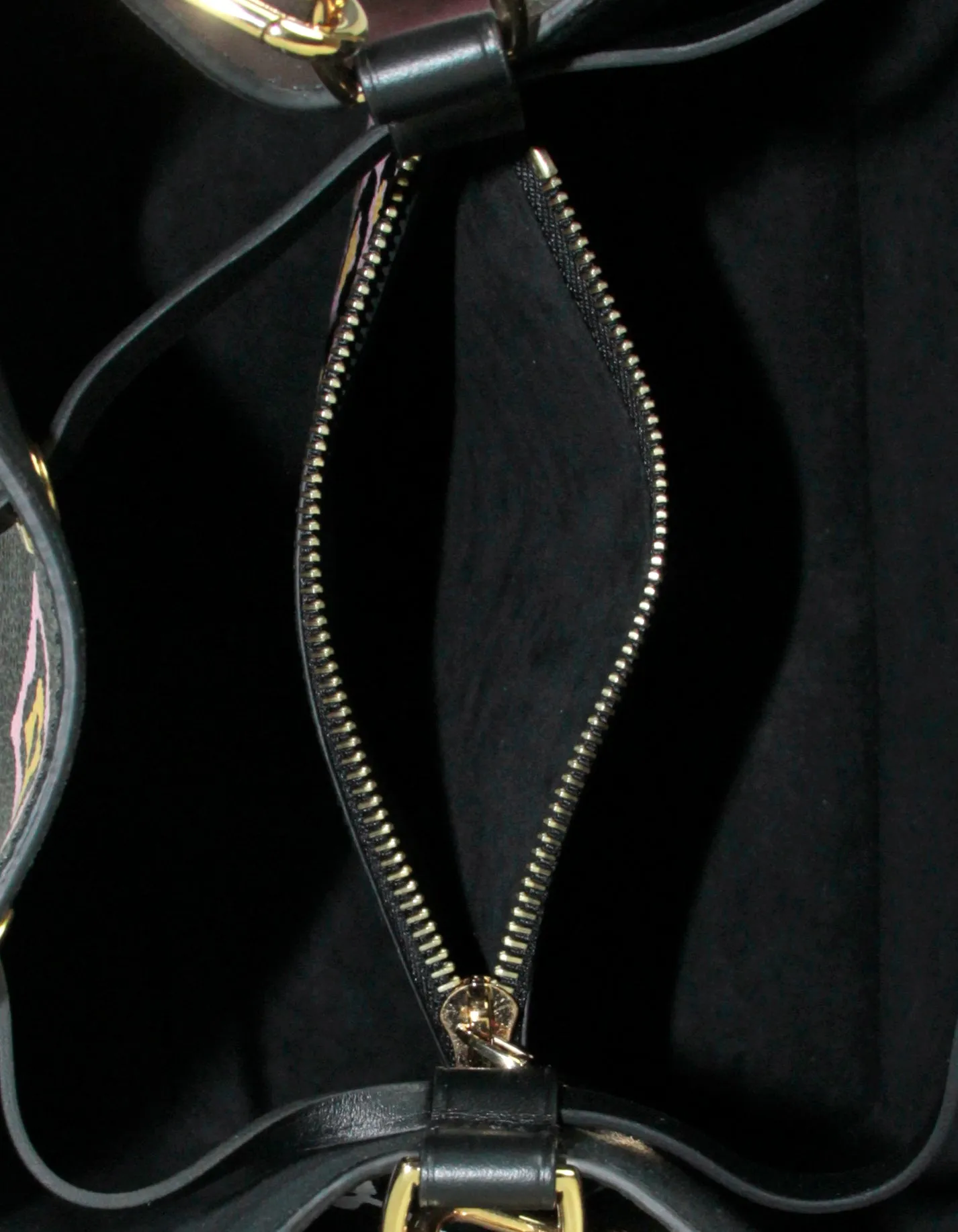 Louis Vuitton Black Monogram Giant Wild at Heart Neonoe MM Bag