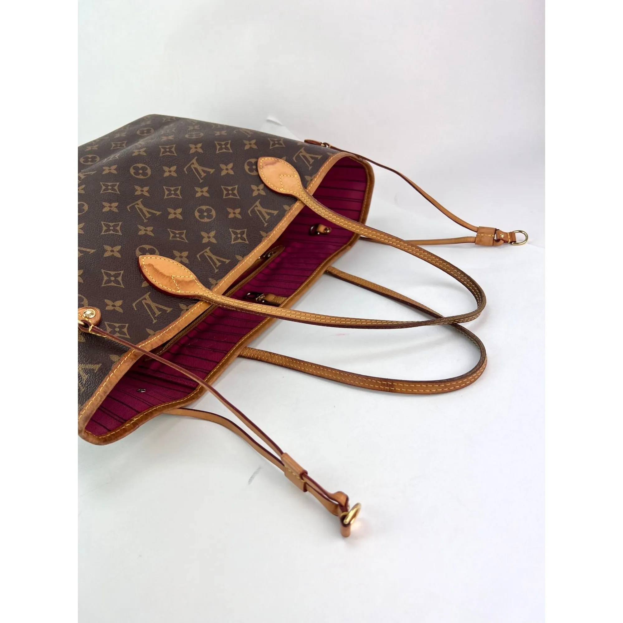 Louis Vuitton Neverfull MM Monogram Tote