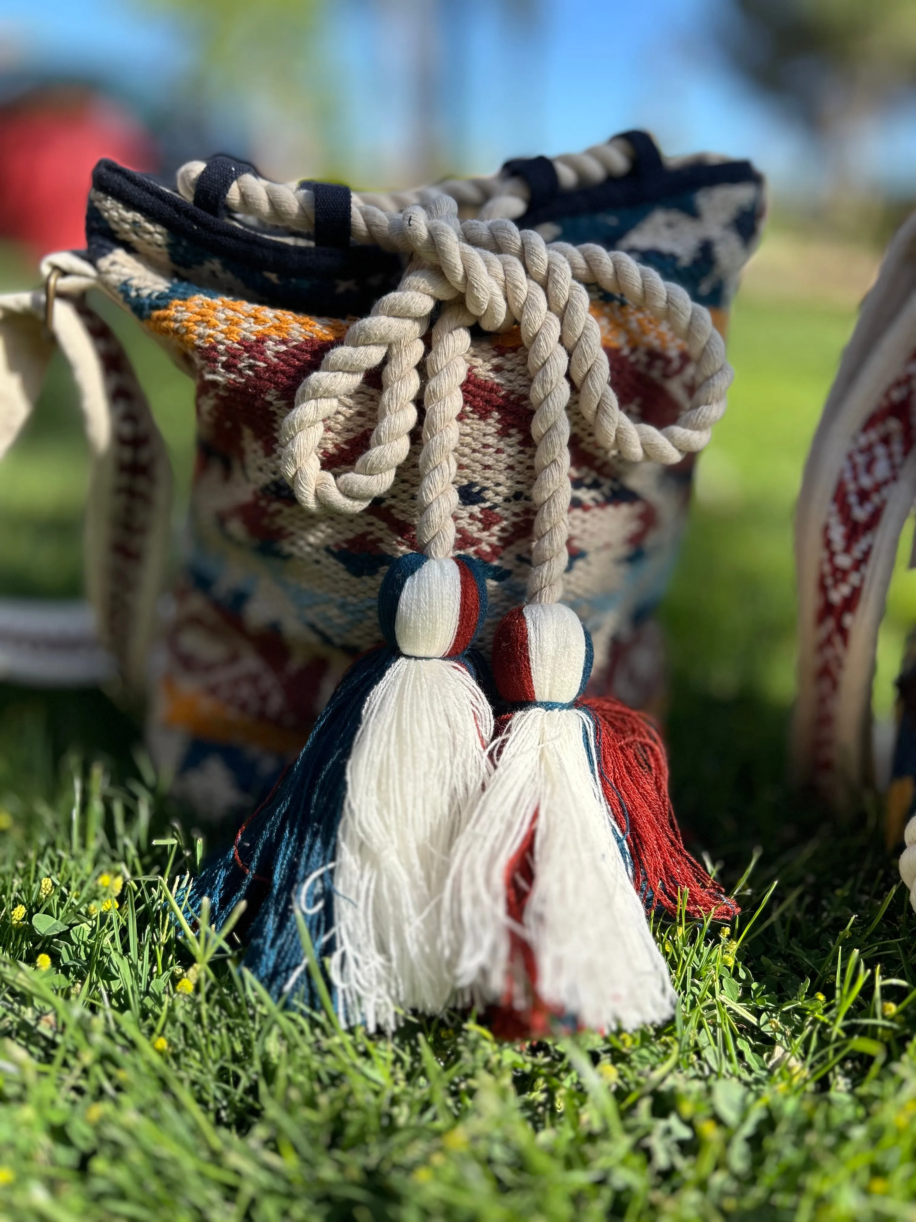 Navajo Pattern Bucket Shoulder Bag