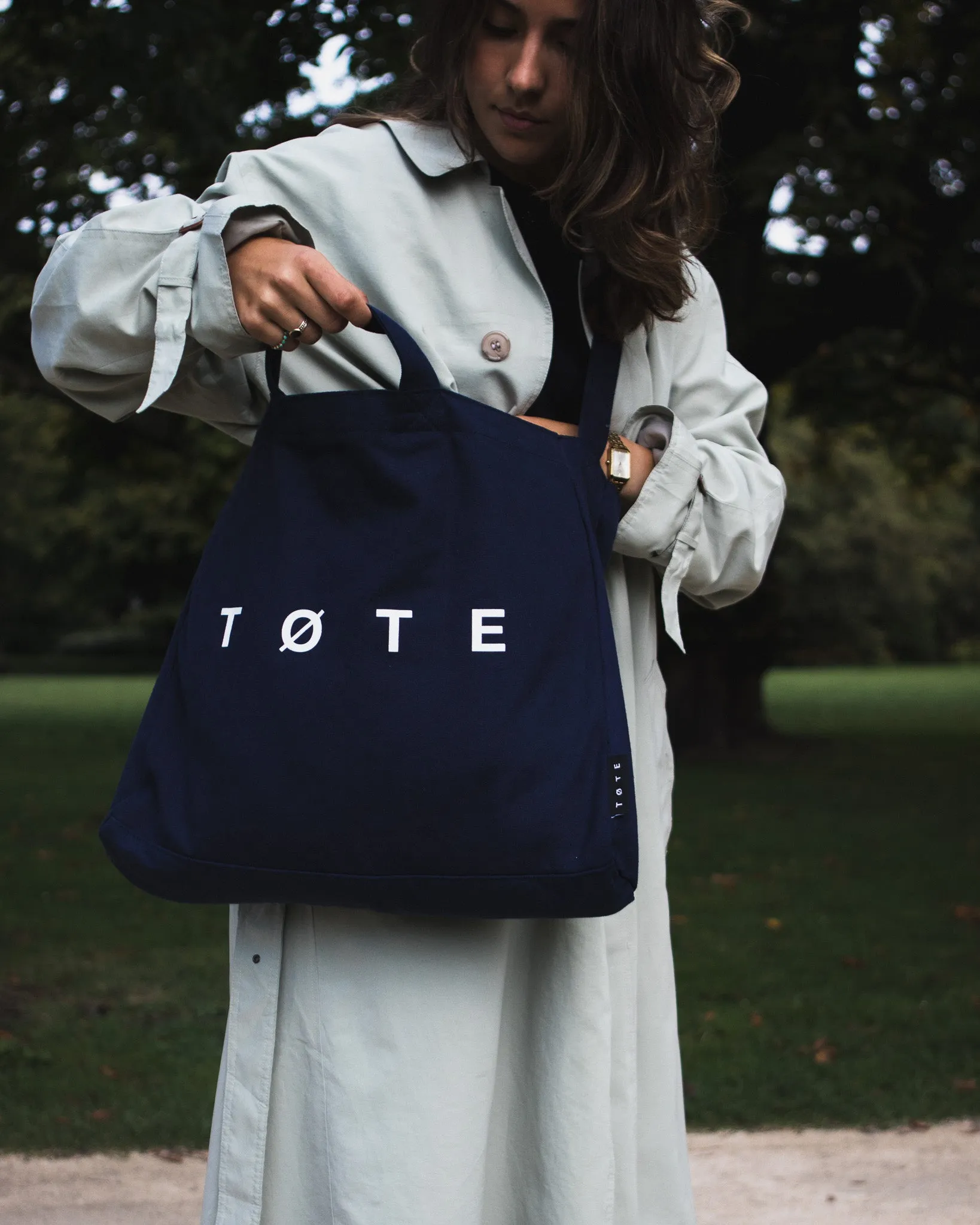 Navy Blue TØTE Shoulderbag Women