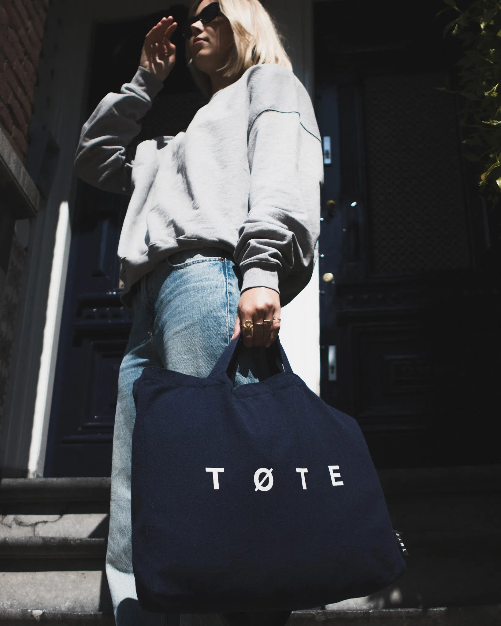Navy Blue TØTE Shoulderbag Women