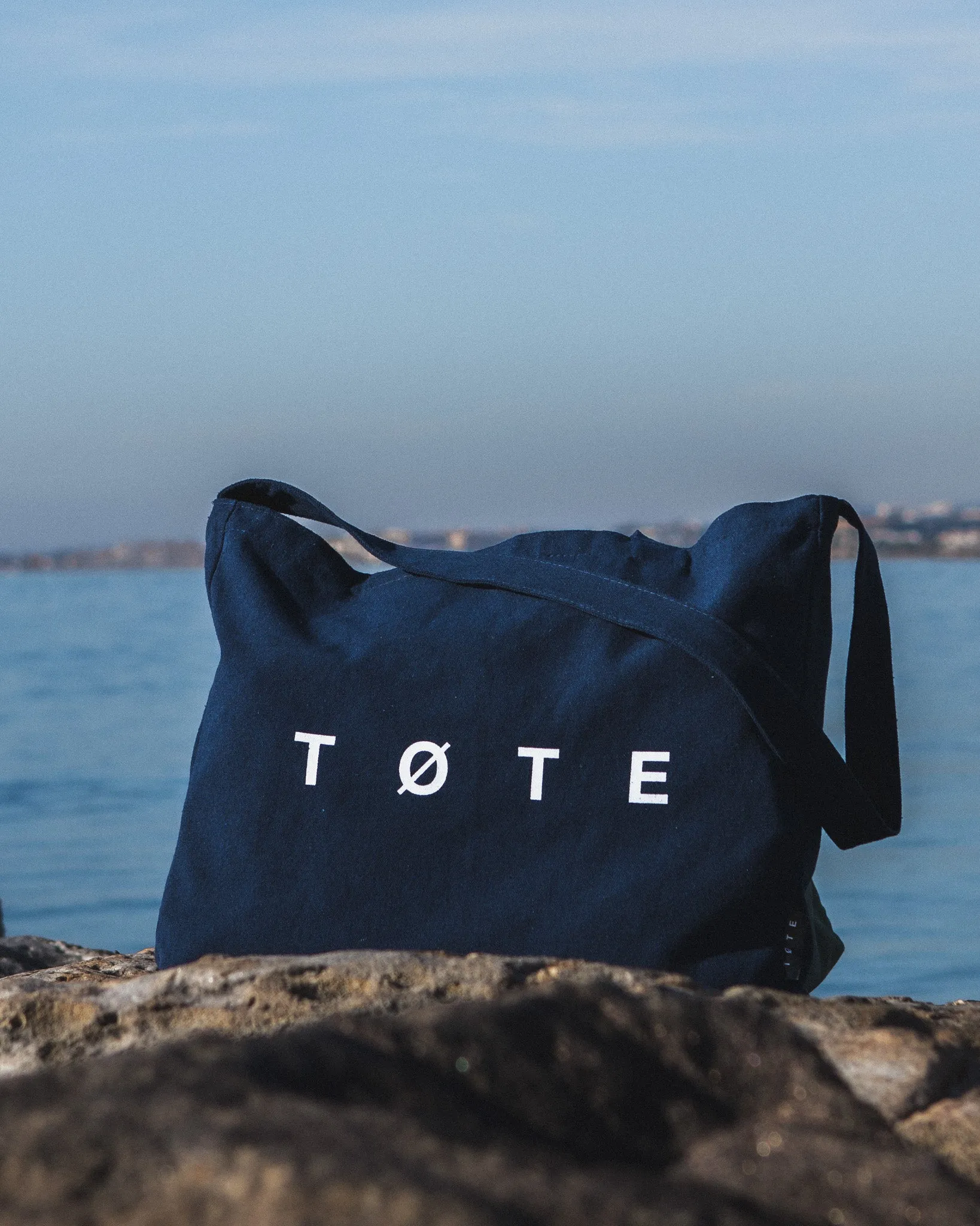 Navy Blue TØTE Shoulderbag Women