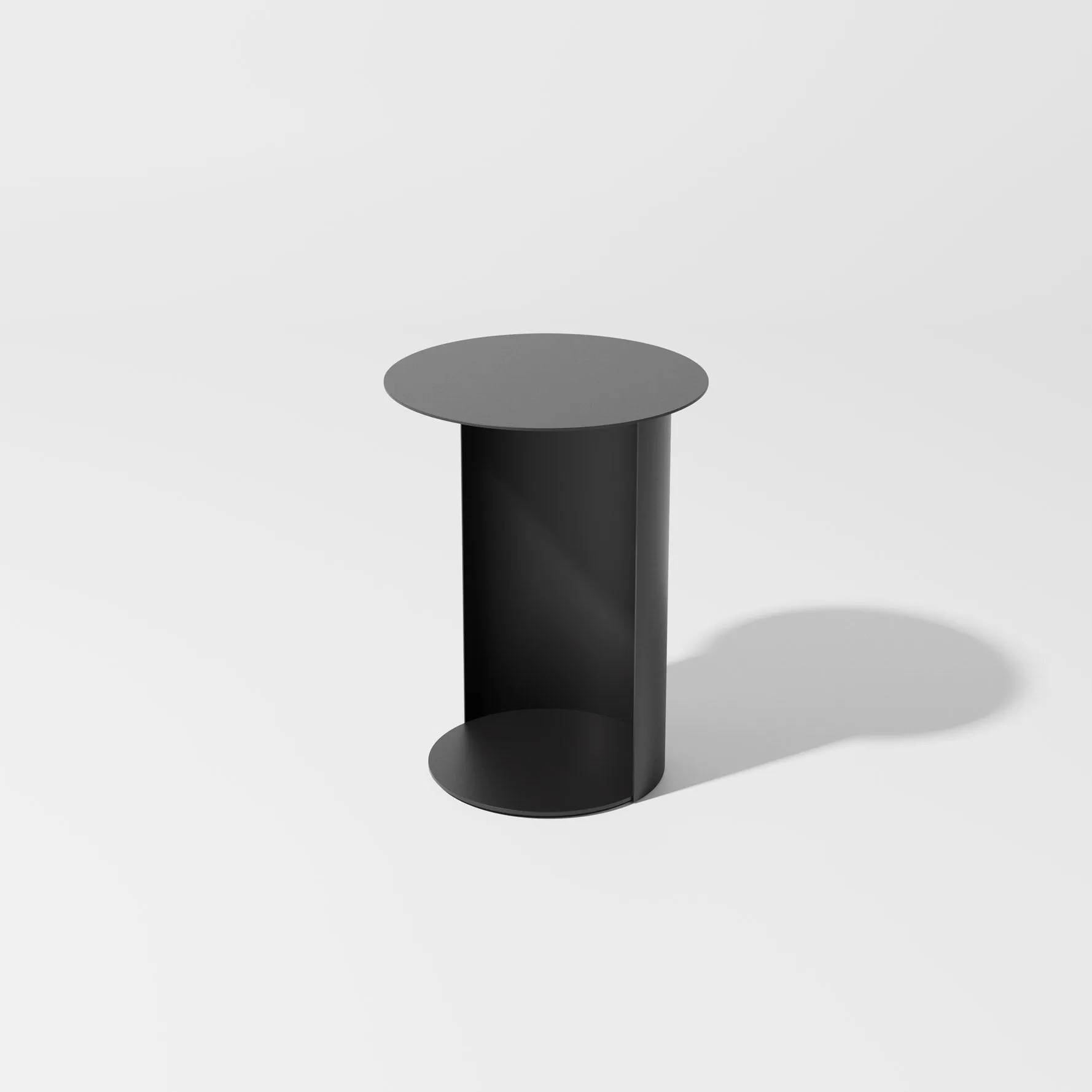 Pillar Round Side Table