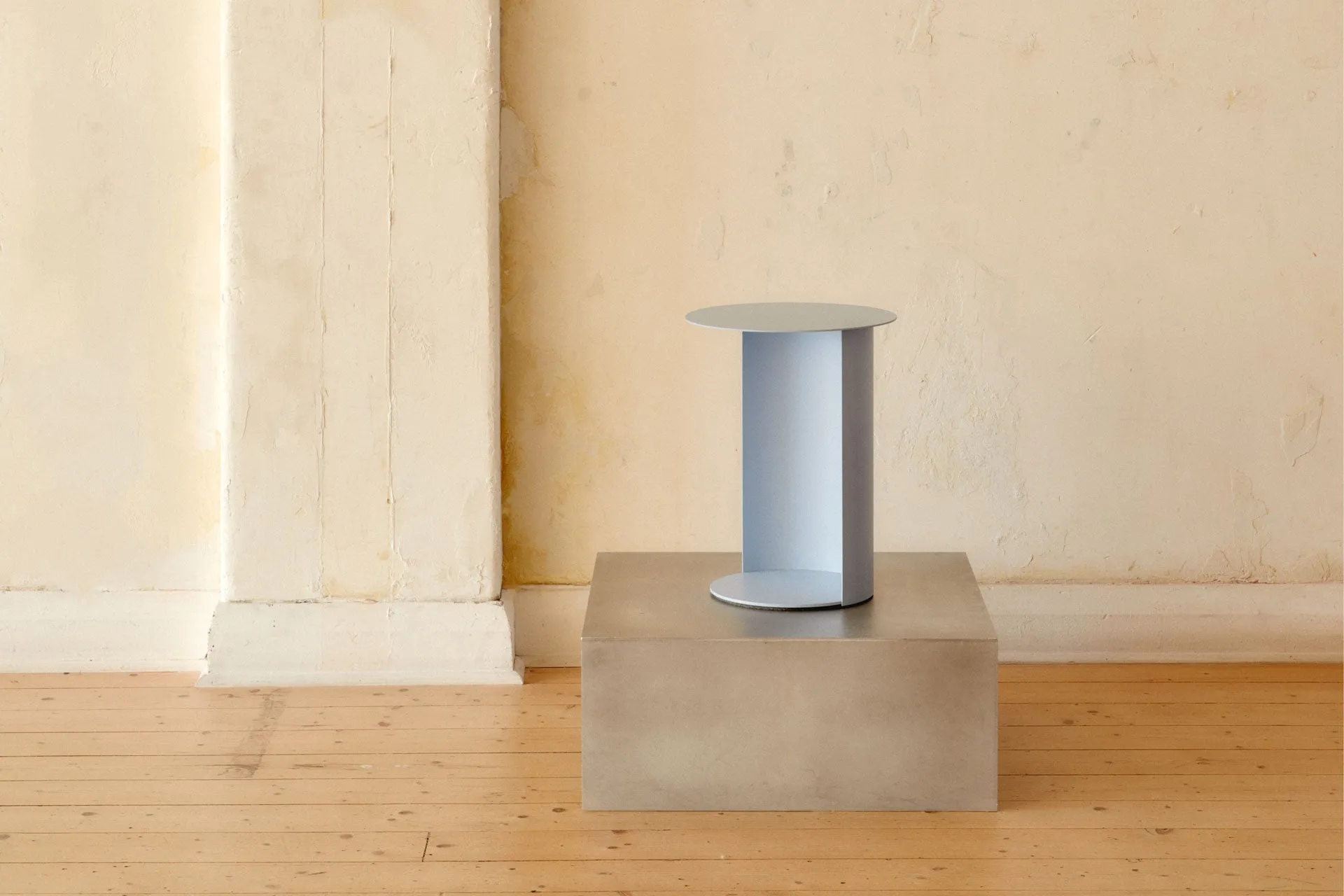 Pillar Round Side Table