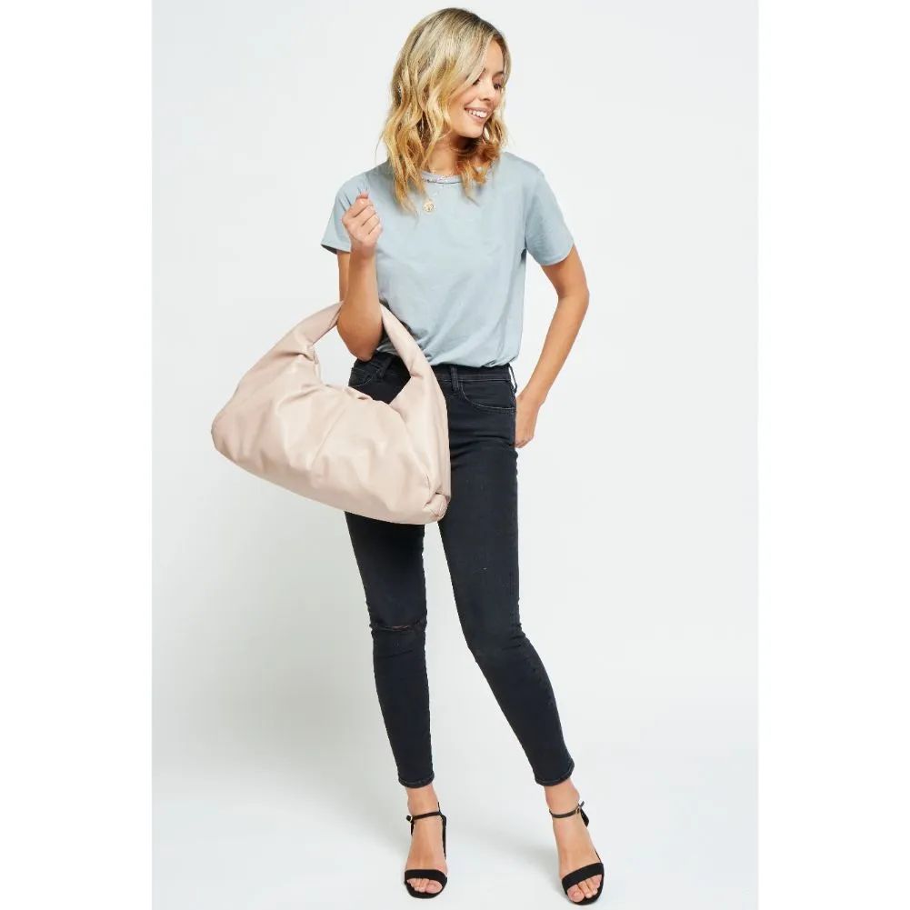 Rochelle Hobo