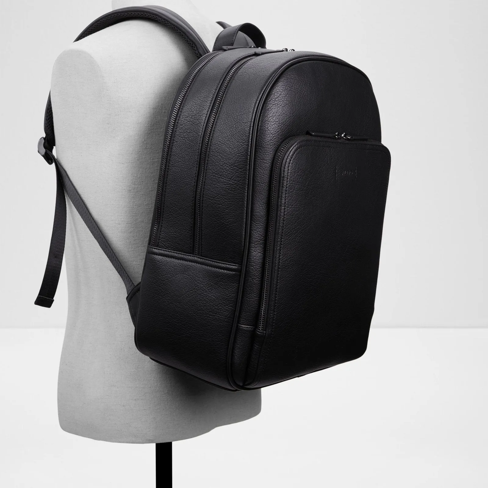 Tardes / Backpack
