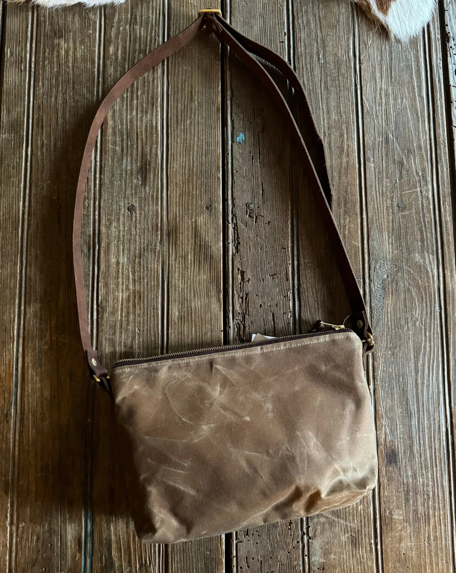 Tofino Crossbody (Canyon Echo)
