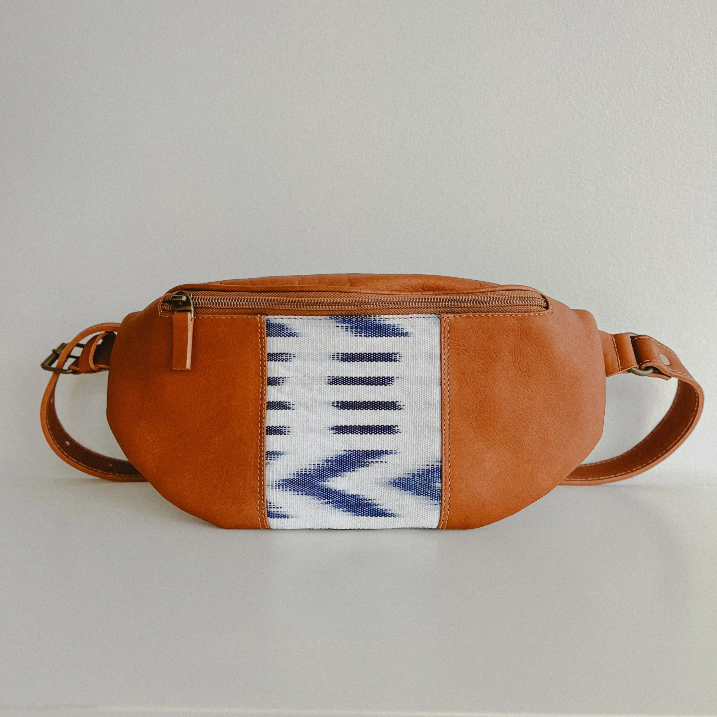 Toluca Leather Crossbody Travel Sling Bag