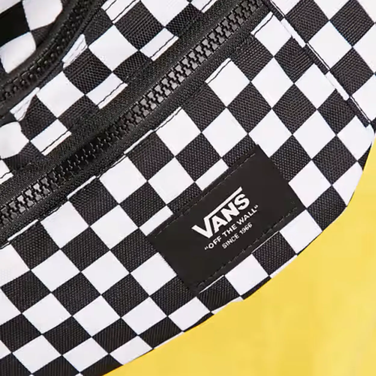 Vans Ward Cross Body Bag | Black & White
