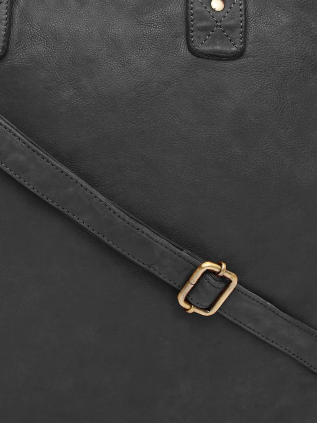 WILDHORN Leather Top Handle Satchel Tote Handbags For Girls & Women I Modern & Stylish Leather Shoulder Bag with zipper Closure I Ideal for Travelling, Parties, Weddings & Gifts