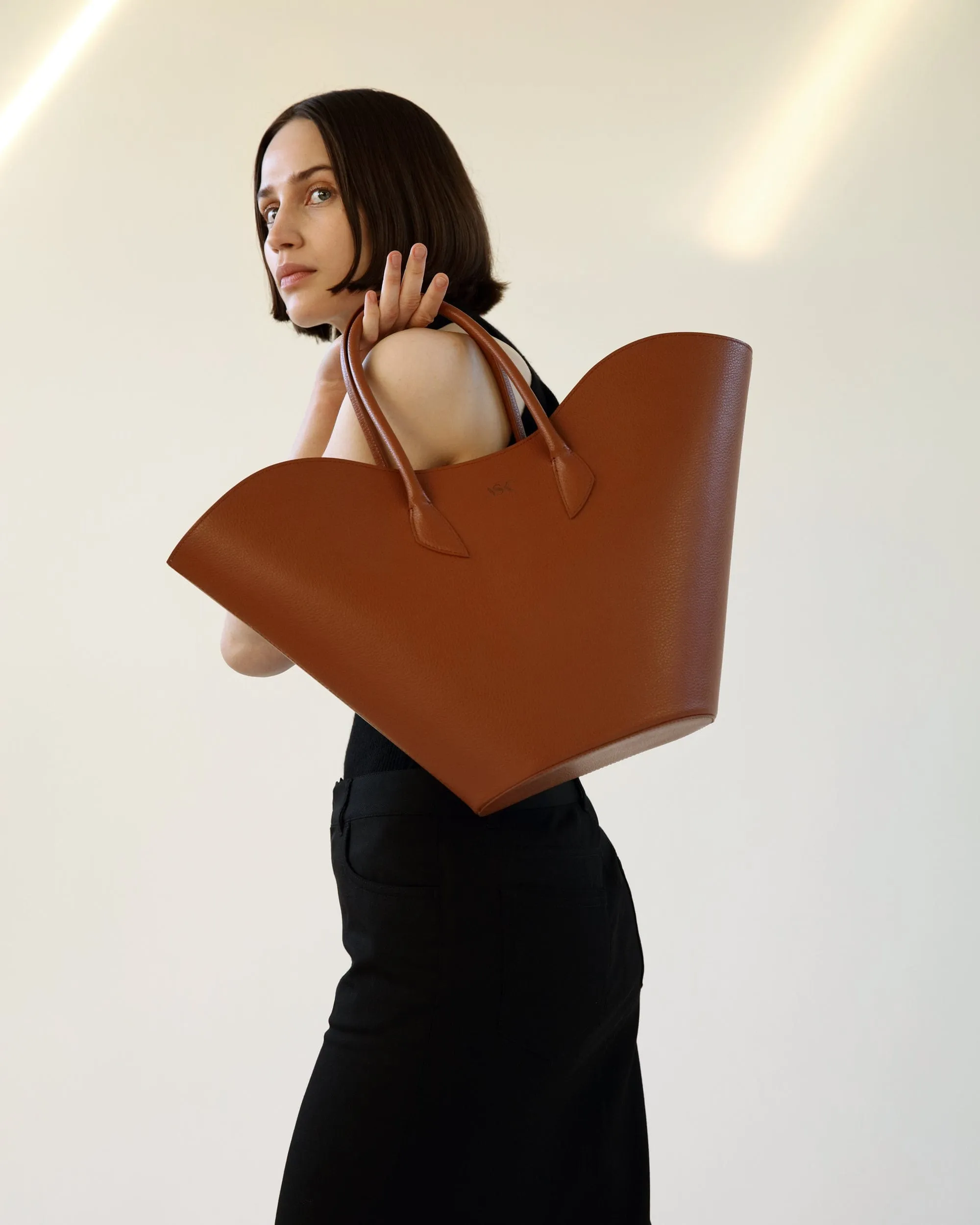 Willow MIRUM® Vegan Leather Tote | Walnut