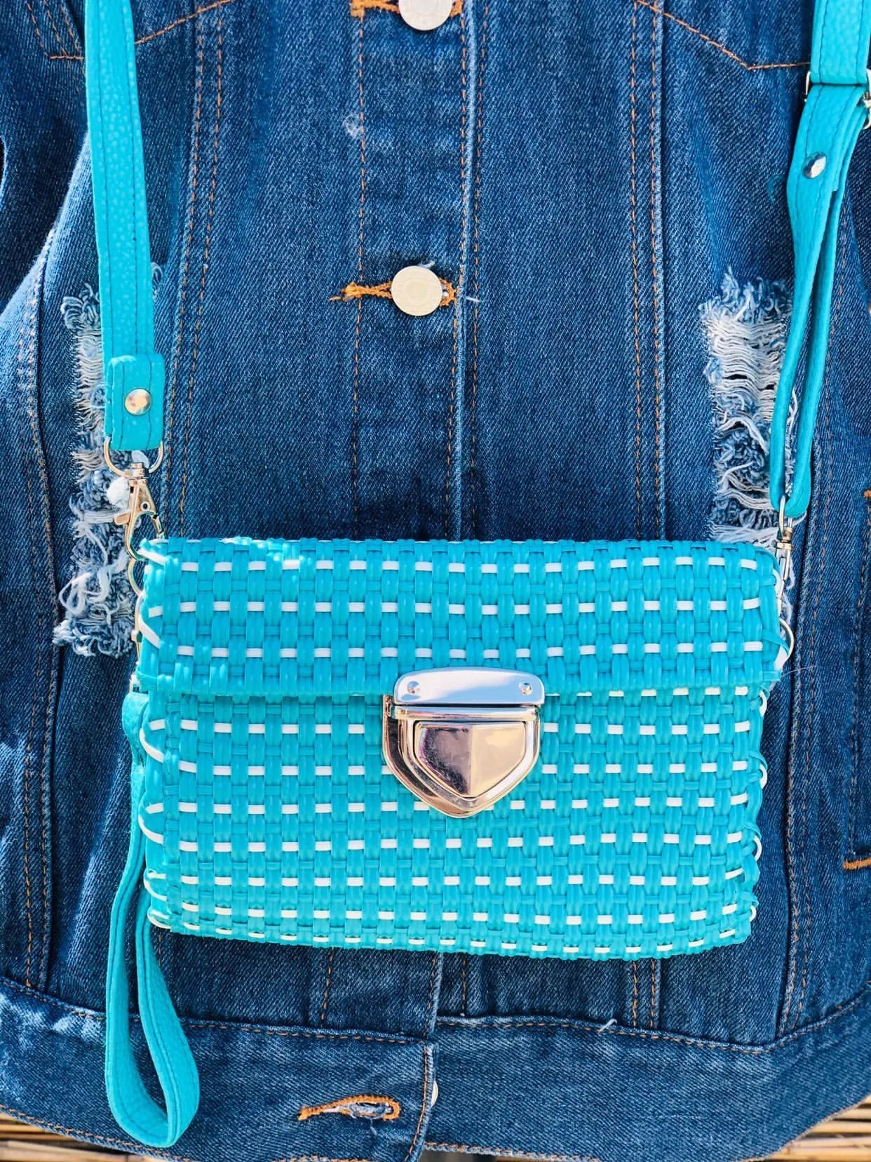 Yali Bag Turquoise and White